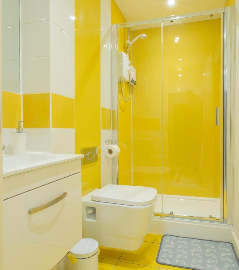 Great Studio Apartments - Netflix, Wifi, Digital Tv เชฟฟิลด์ ภายนอก รูปภาพ